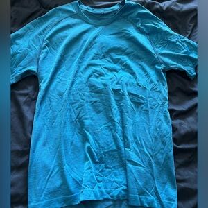 Lululemon men’s short sleeve